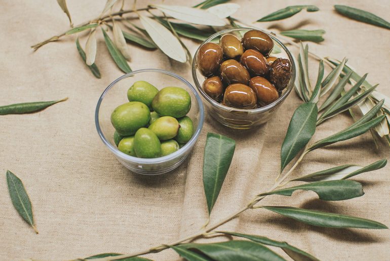 come-condire-le-olive-verdi